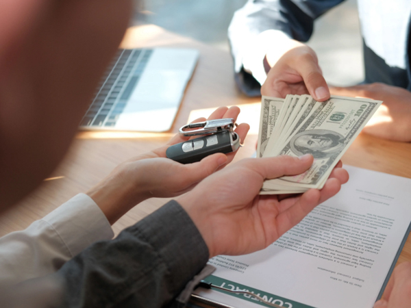 东阳讨债公司分享债务纠纷解决途径对比：诉讼与委托催收的成本收益分析